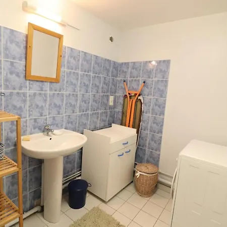 Gite Calme Au Coeur Des Volcans D'auvergne Avec Jardin, Cheminee Et Acces Internet. - Fr-1-742-48 Vakantiehuis Murat (Cantal)